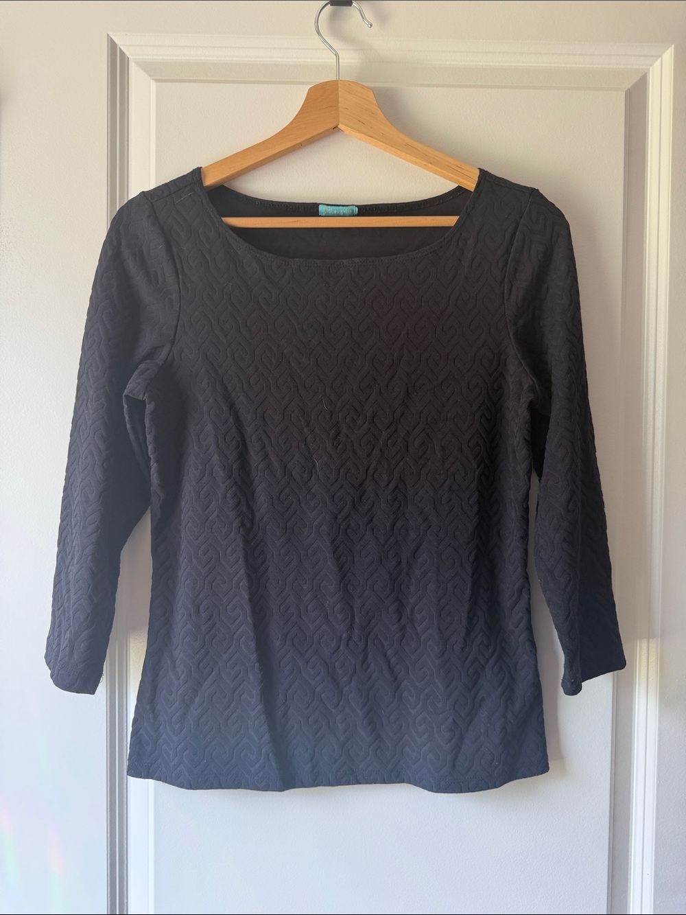 J. McLaughlin Black Textured Scoop Neck Blouse